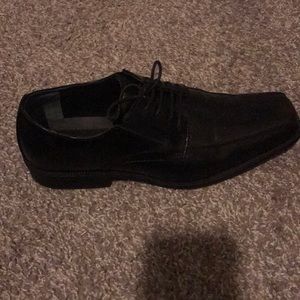 Men’s dress shoes